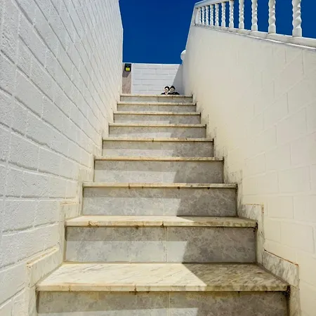 Beachfront - Mar Azul דירה