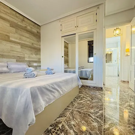 Beachfront - Mar Azul Апартаменты Торевьиа